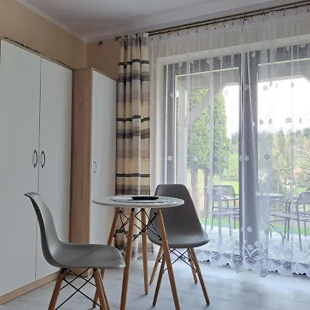 Jarmar - Sala Kominkowa Z Bilardem, Wewnetrzny Oraz Zewnetrzny Plac Zabaw Brenna