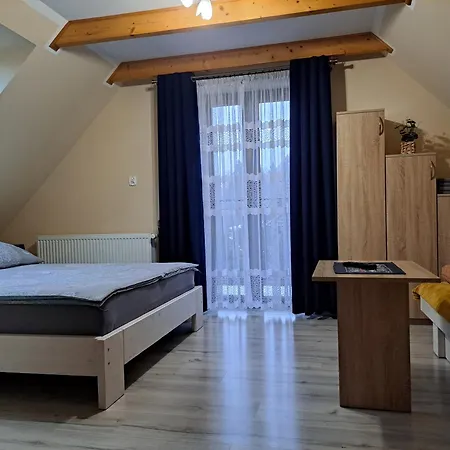 Jarmar - Sala Kominkowa Z Bilardem, Wewnetrzny Oraz Zewnetrzny Plac Zabaw Séjour chez l'habitant Brenna