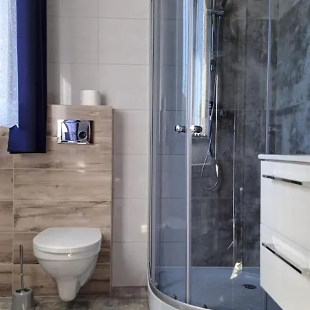 Séjour chez l'habitant Jarmar - Sala Kominkowa Z Bilardem, Wewnetrzny Oraz Zewnetrzny Plac Zabaw