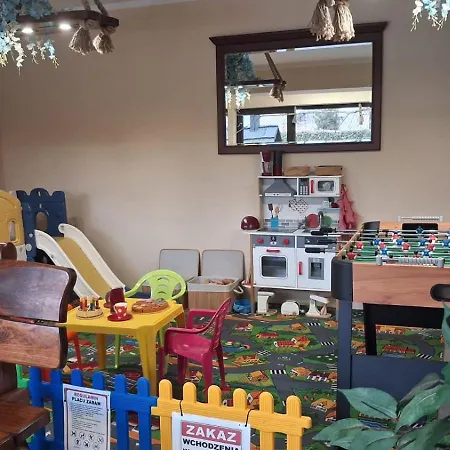 Séjour chez l'habitant Jarmar - Sala Kominkowa Z Bilardem, Wewnetrzny Oraz Zewnetrzny Plac Zabaw *