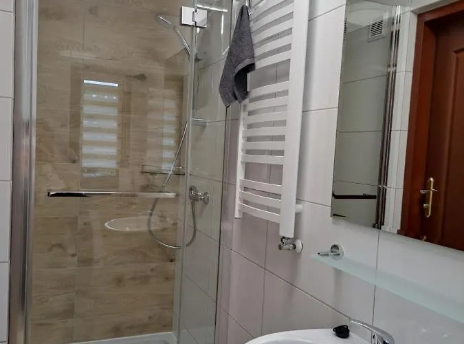 Jarmar Alloggio in famiglia Brenna